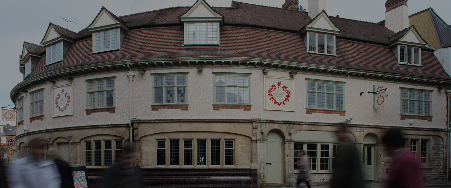 The Red Lion Pub & Restaurant in Oxford, Oxfordshire